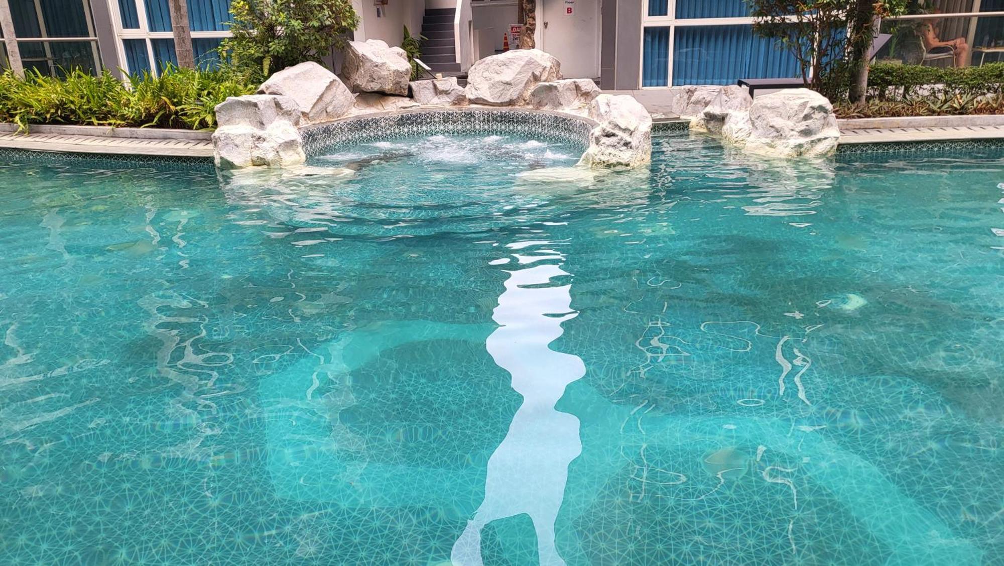 Centara Avenue Residence By Patsamon Pattaya Exteriör bild